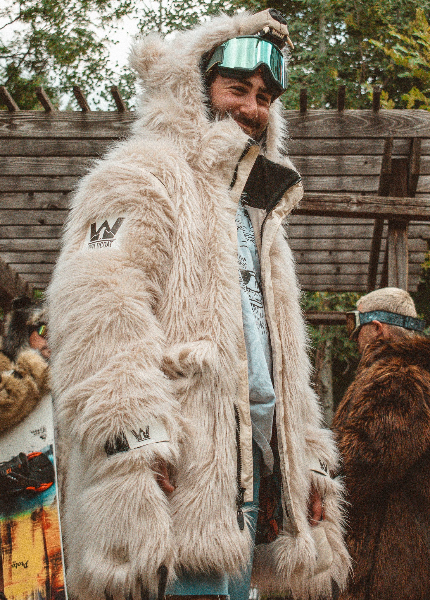 THE POLAR BEAR COAT, v5
