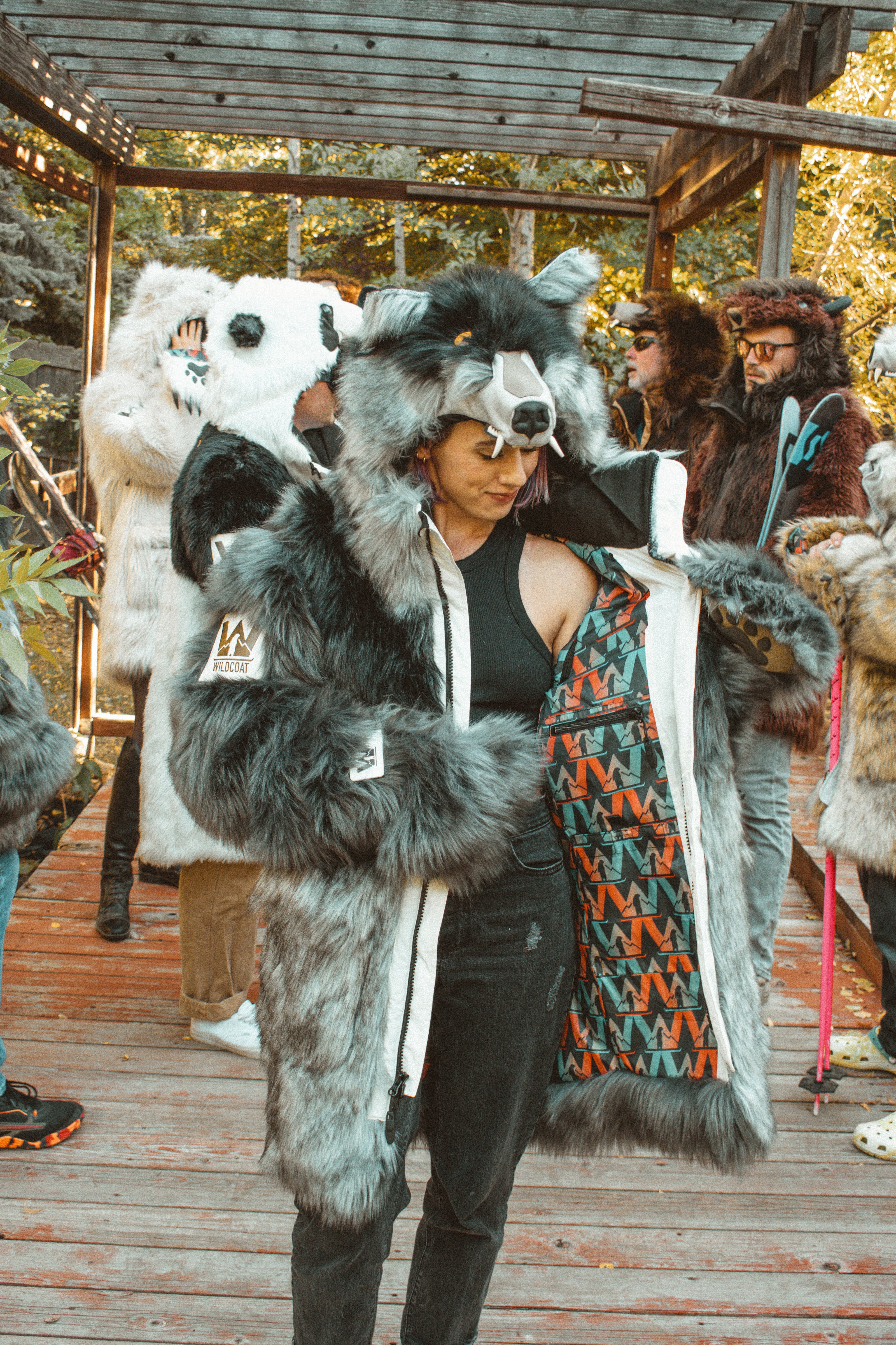 THE TIMBER WOLF COAT, v4
