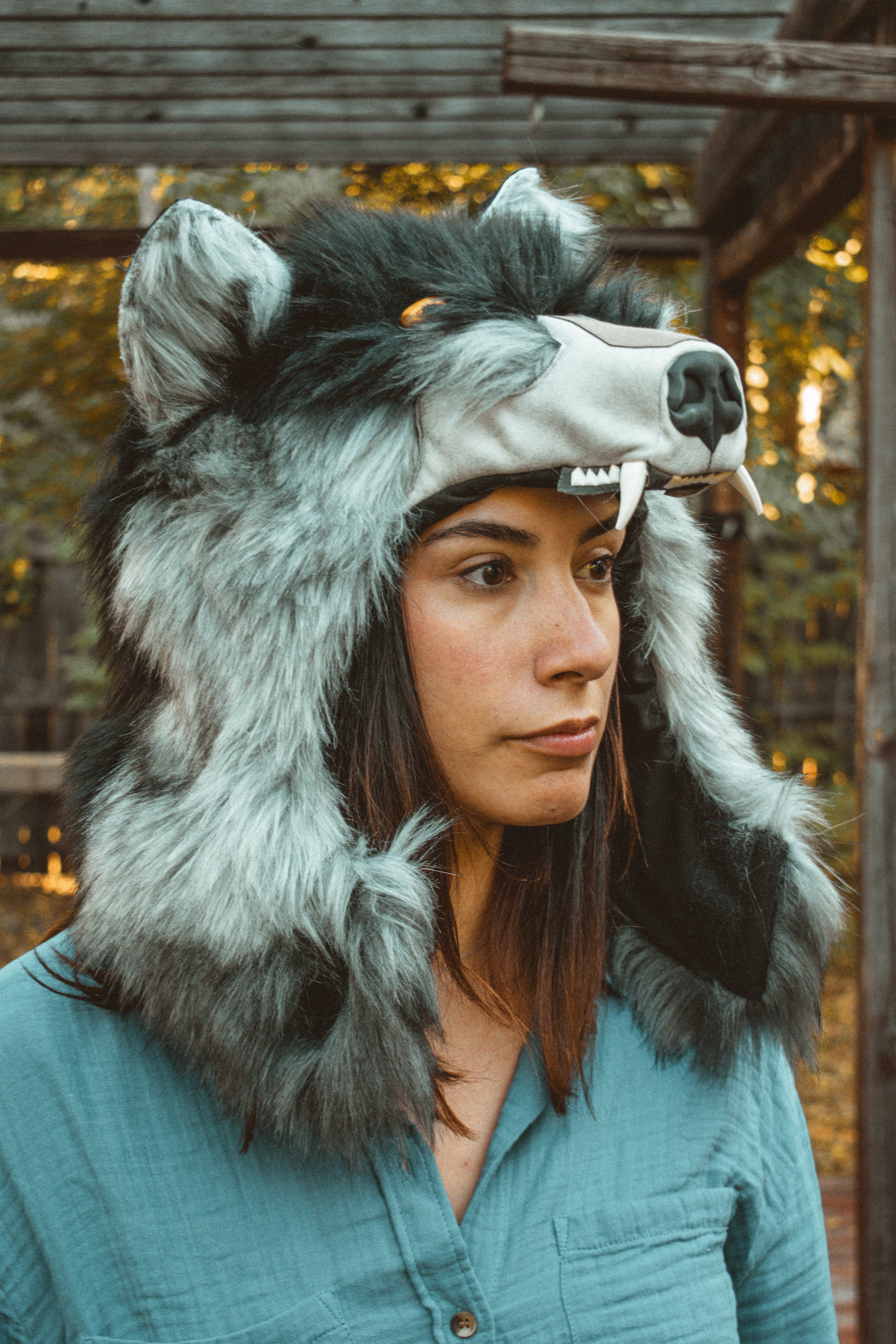 THE TIMBER WOLF HOWL COWL, v5
