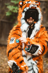 THE TIGER COAT, v5