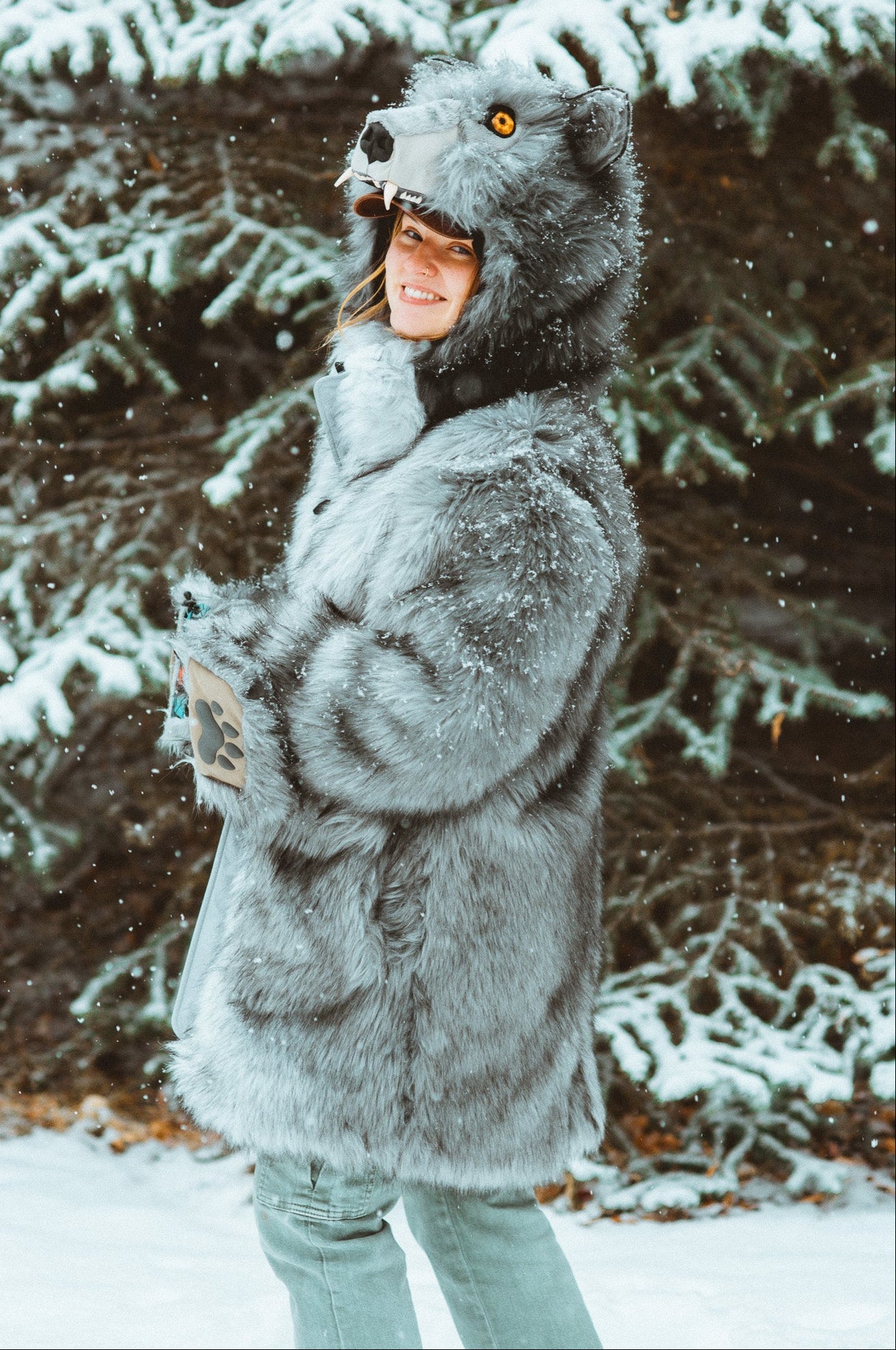 THE TIMBER WOLF COAT, v5