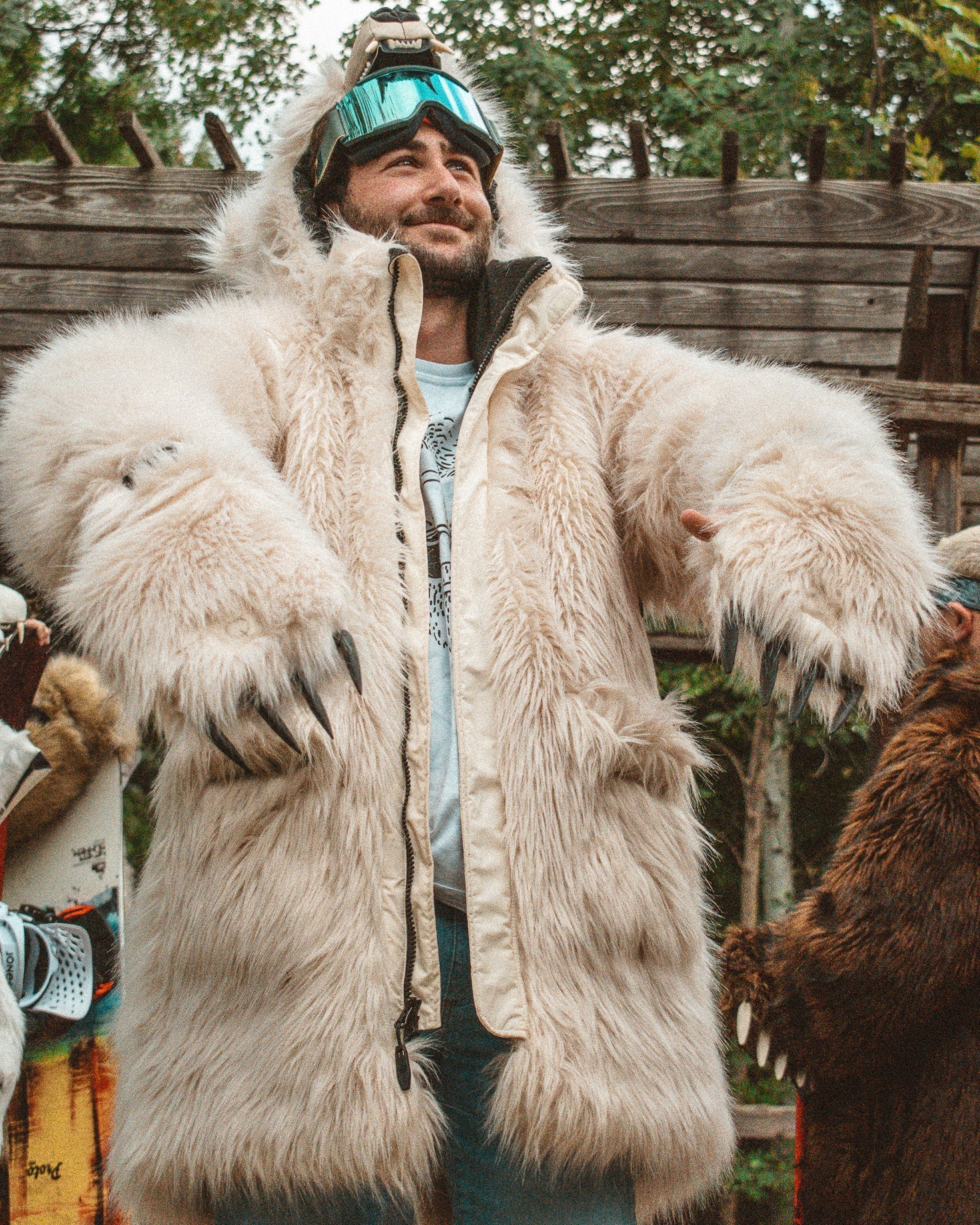 Wildcoat Polar Bear Parka v6, shown with claws out