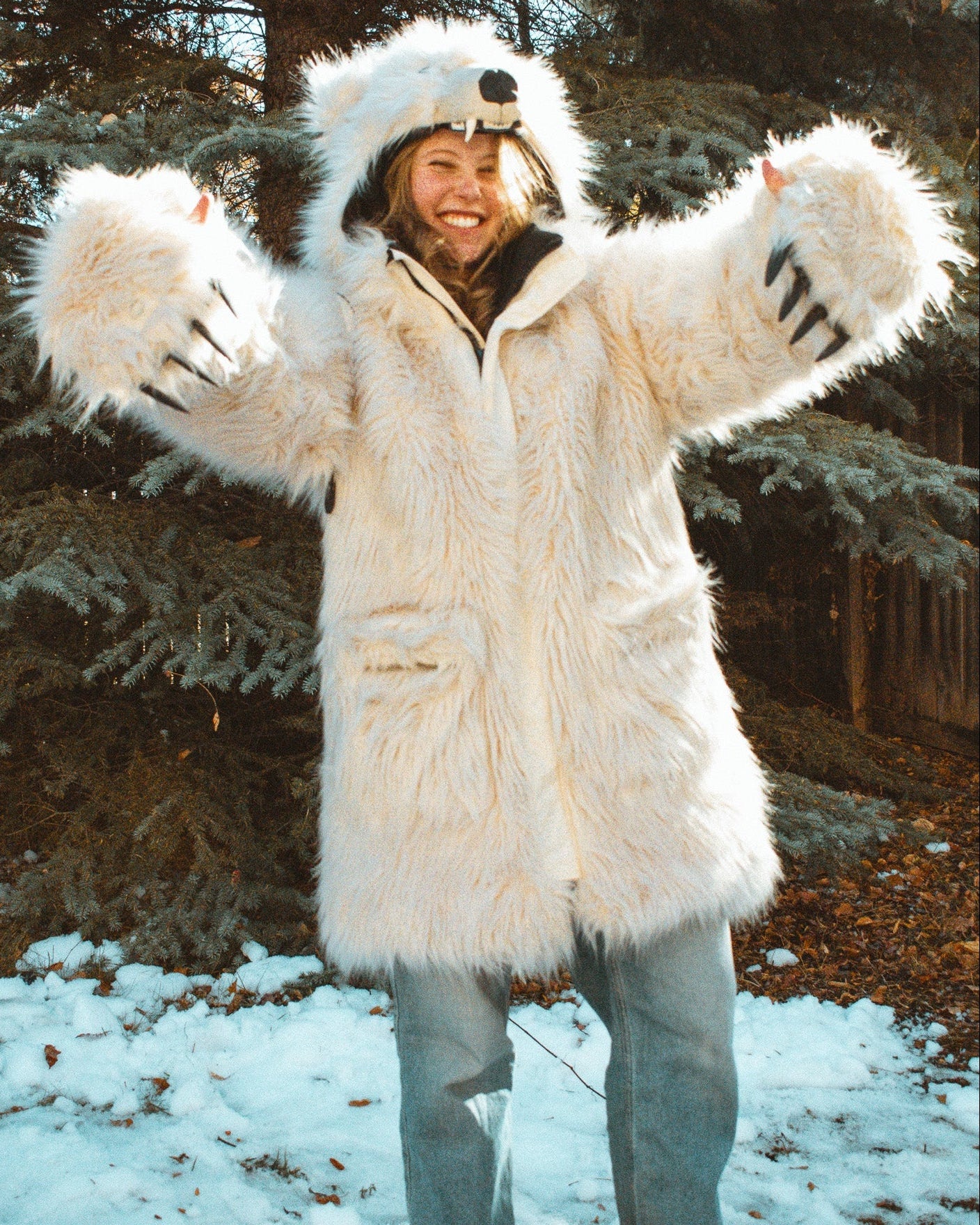THE POLAR BEAR COAT, v6 – Wildcoat