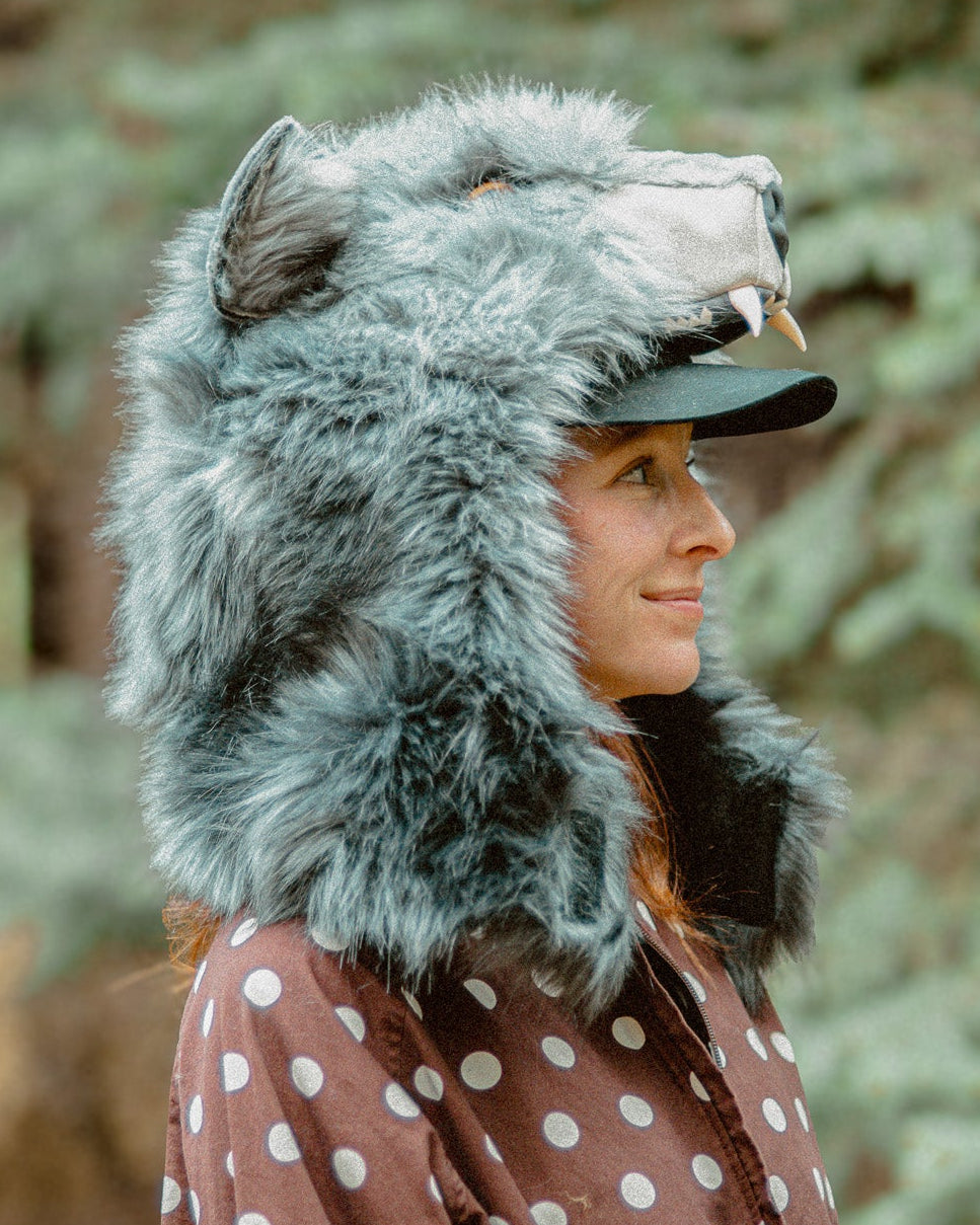woman wearing the wildcoat timberwolf howl cowl with the collar disconnected