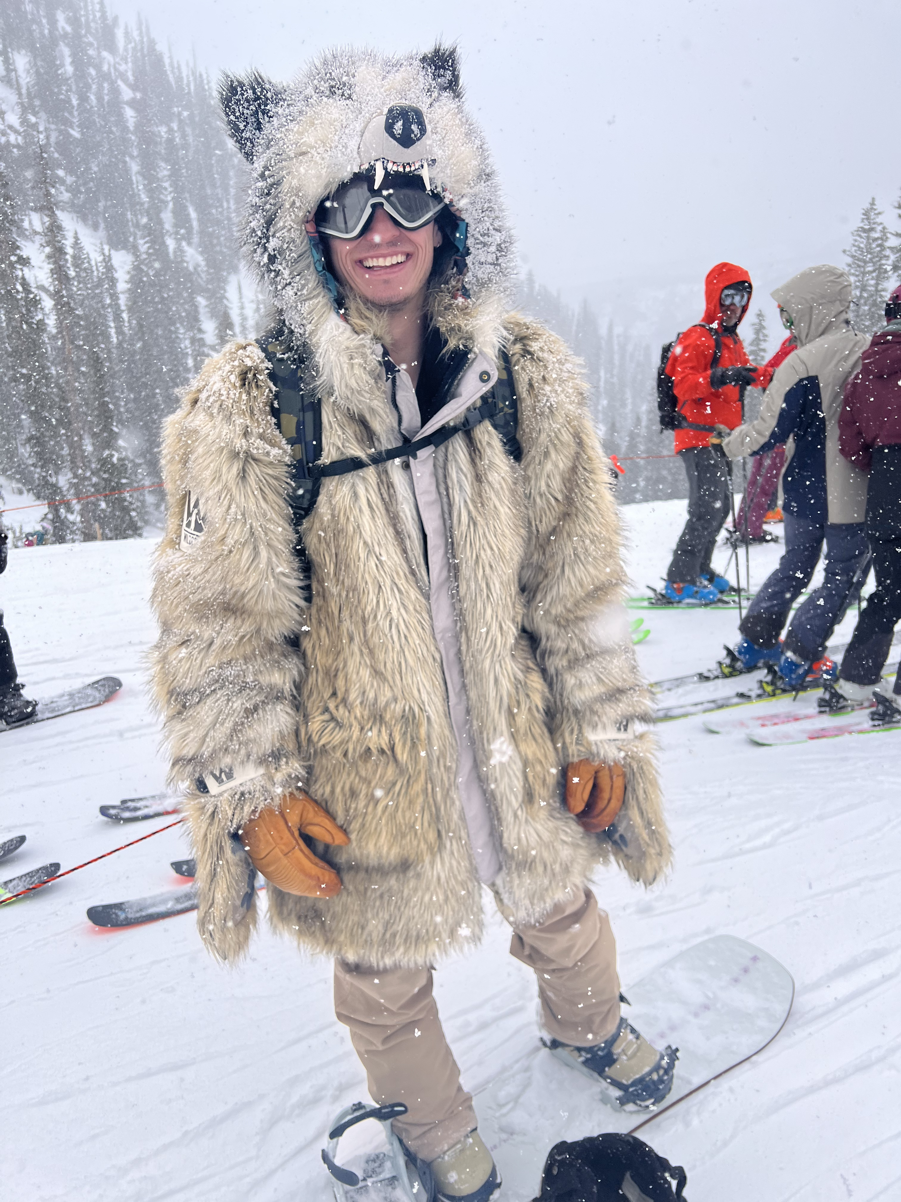 Snow wolf jacket sales